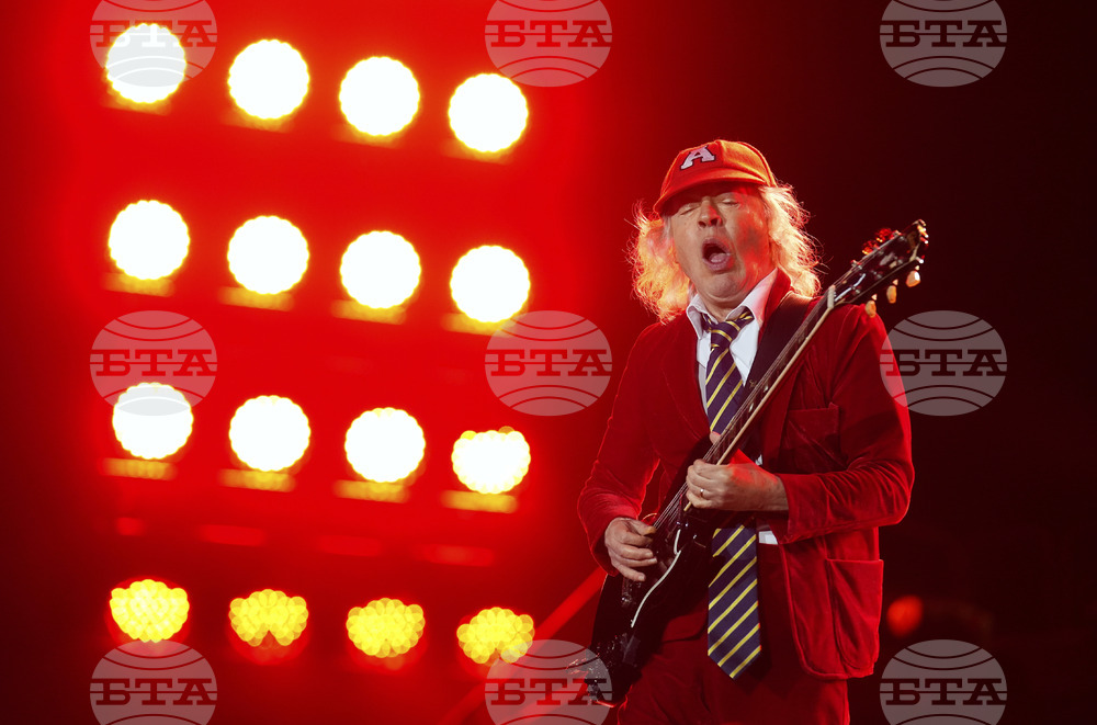 AC/DC in Concert