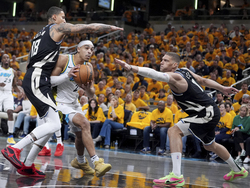 Bucks Pacers Basketball
