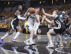 Bucks Pacers Basketball