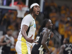 Bucks Pacers Basketball