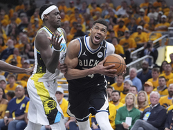 Bucks Pacers Basketball
