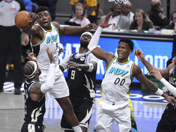 Bucks Pacers Basketball