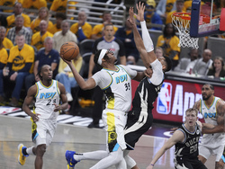Bucks Pacers Basketball