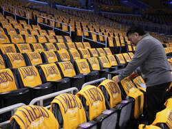 Timberwolves Lakers Basketball