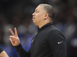 Clippers Nuggets Basketball