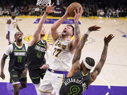 Timberwolves Lakers Basketball