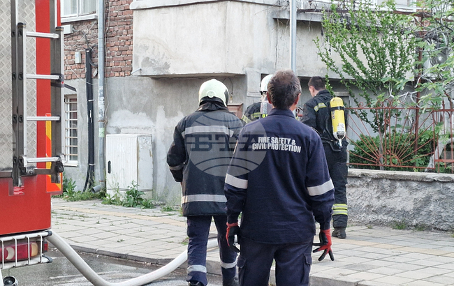 Къща изгоря при пожар в девинското село Селча, съобщиха от полицията в Смолян