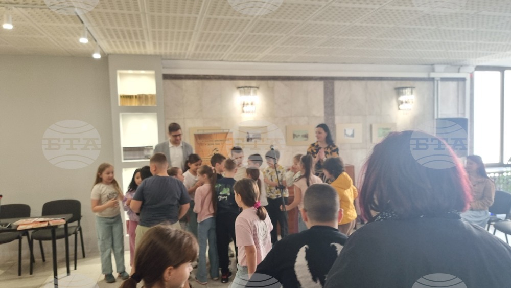 В Добрич връчиха Годишните награди на библиотеката за 2024 година