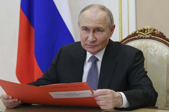 Владимир Путин обяви тридневно прекратяване на огъня в Украйна