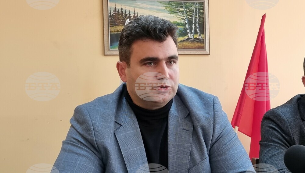 Държавата да подкрепи пострадалите от пороя жители на Северозапада не само с помощи, призова Андрей Вълчев