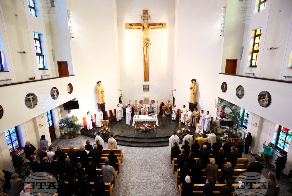 Sofia's Cathedral of St Joseph Holds Funeral Mass for Pope Francis