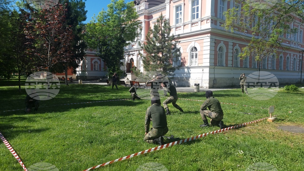 Плевен - Пето бригадно командване - празник
