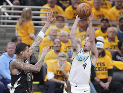 Bucks Pacers Basketball