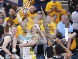 Bucks Pacers Basketball