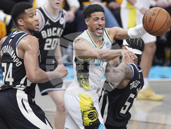 Bucks Pacers Basketball