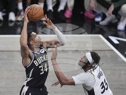 Bucks Pacers Basketball