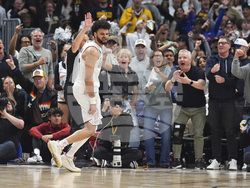 Clippers Nuggets Basketball