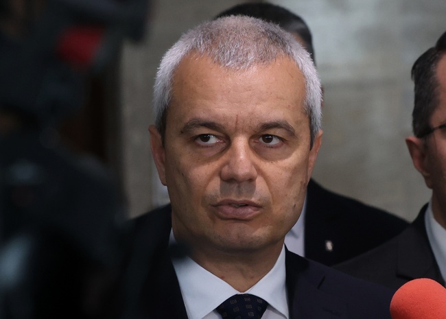 Костадин Костадинов: Управляващото мнозинство в парламента не е осигурено
