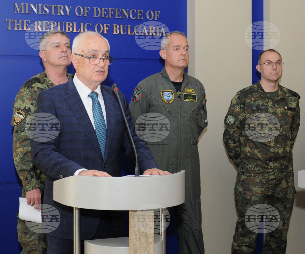 МО: Самолет F-16 Block 70 ще бъде въведен в експлоатация във ВВС след приключване на техническата и летателната процедура по неговото приемане