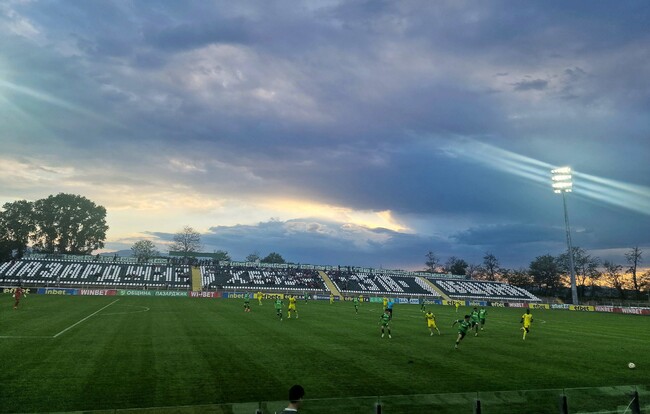 Крумовград победи Хебър с 3:1 в Първа лига