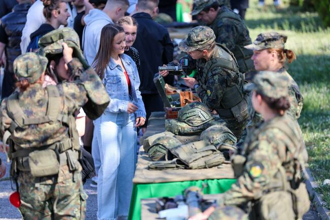 Трето бригадно командване отбеляза 6 май с Ден на отворените врати