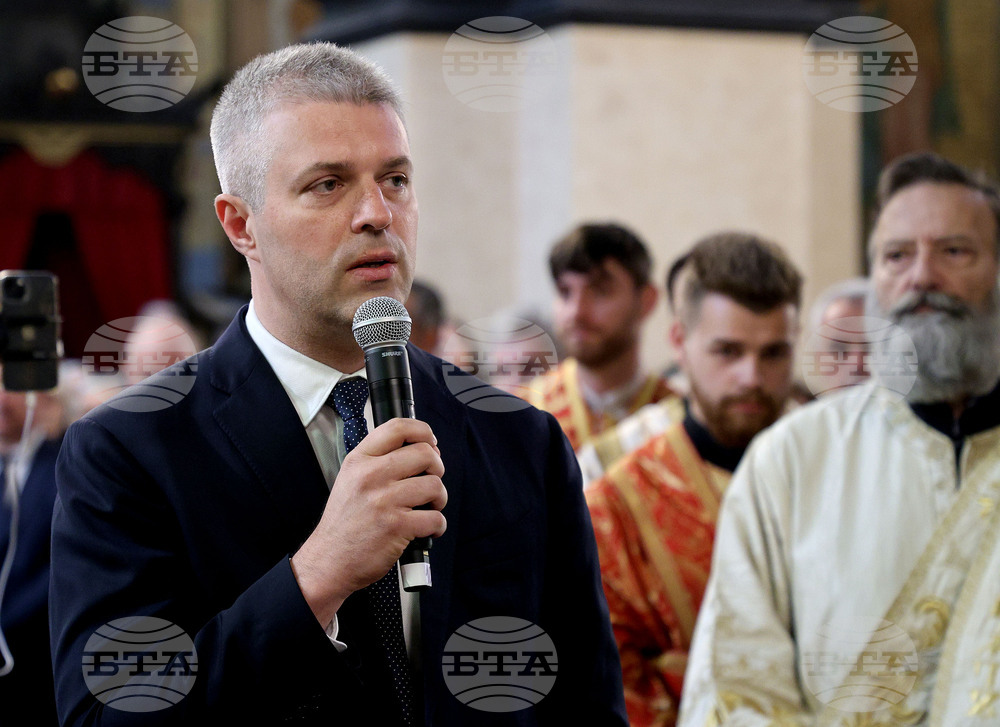 Варна - катедрален храм „Успение Богородично“ - патриарх Даниил - съборна света литургия