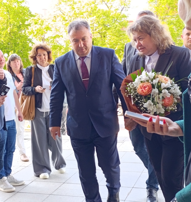 Кметът Христо Христов обсъди инфраструктурата и младите в Шумен