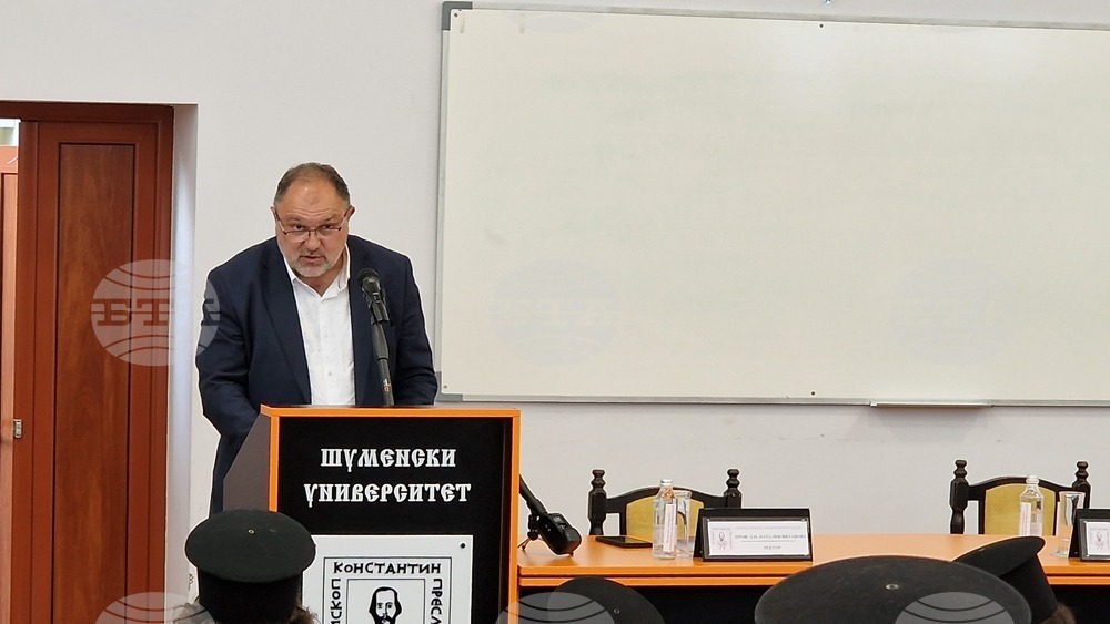Prof. Pavlov Talks about the Ruler, the Church and the Alphabet