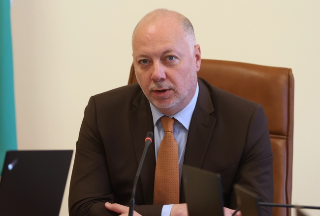 Росен Желязков: България подкрепя Украйна в коалицията за справедлив мир
