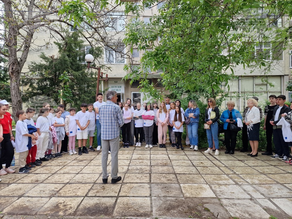 Разград - засаждане на дръвчета