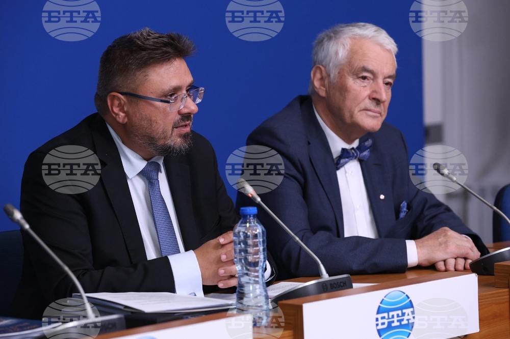 Национален пресклуб на БТА-София - Българска телеграфна агенция - Български червен кръст - договор за медийно партньорство