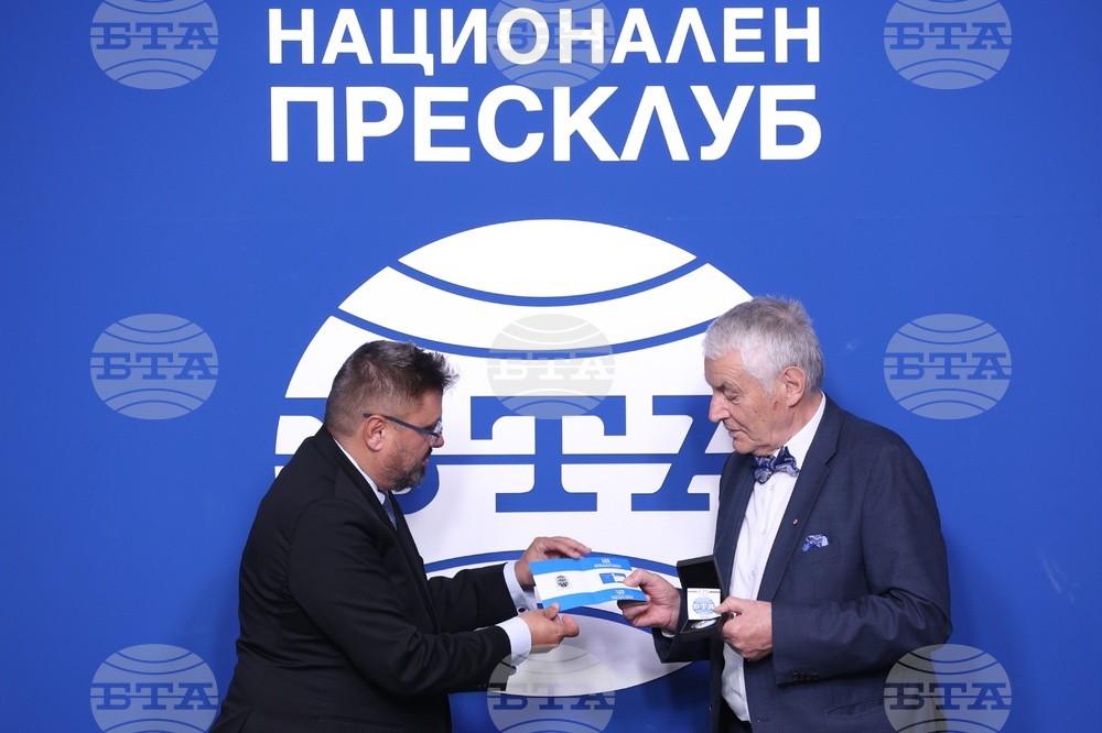 Национален пресклуб на БТА-София - Българска телеграфна агенция - Български червен кръст - договор за медийно партньорство