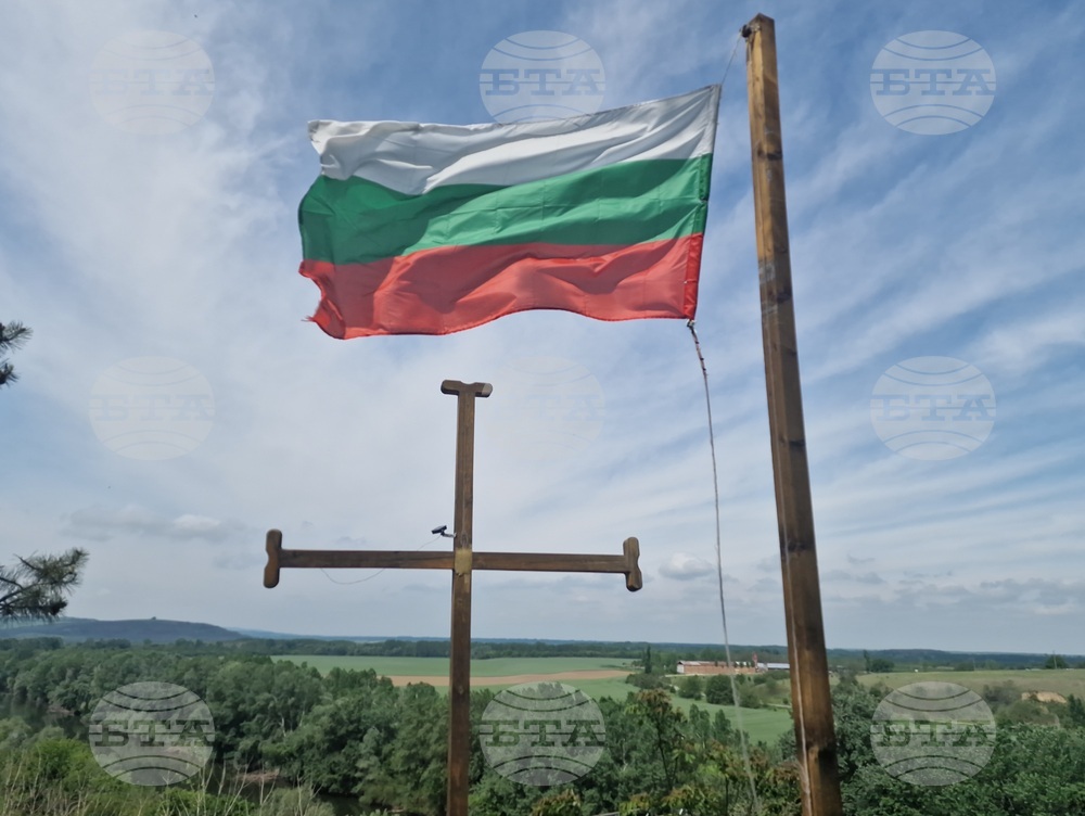Първи народен събор под надслов „Бог да пази България” ще се проведе на хълма Света гора във Велико Търново