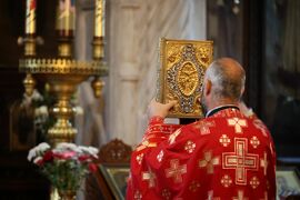 Бургас - храм "Св. Св. Кирил и Методий" - Летен Никулден - Света литургия