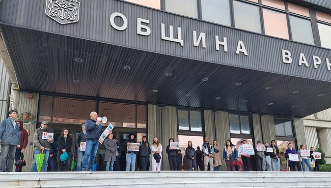 Пети пореден протест във Варна поиска зоополиция и по-строги наказания