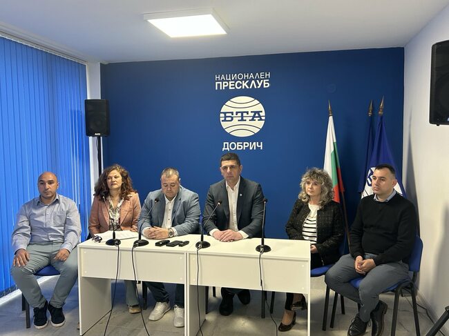 Ивайло Мирчев от "Да, България" критикува референдума за еврото на Радев