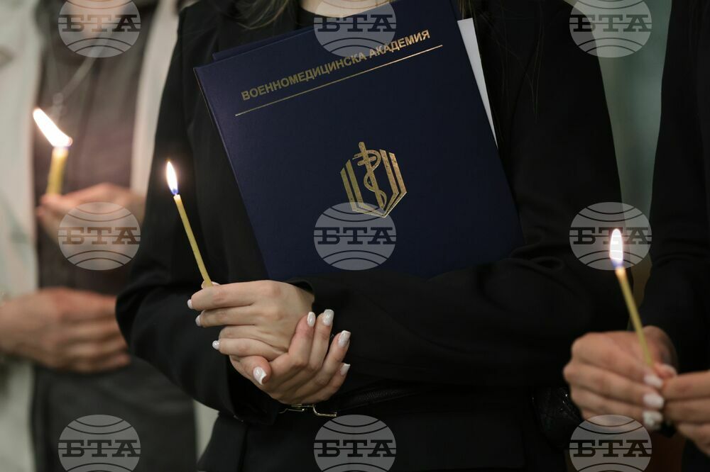 Храм-паметник „Св. Александър Невски“ - Международния ден на сестринството - молебен