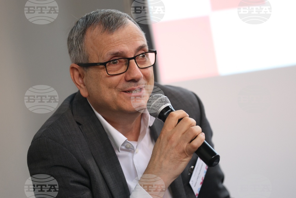 Кръгла маса „33 години по-късно – големият разговор за частното копиране в България“