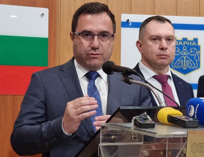Либерализацията на пазара на електроенергия за битовите потребители се отлага за неопределено време, съобщи председателят на КЕВР във Варна