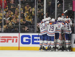 Oilers Golden Knights Hockey