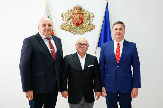 ММС: Зам.-министър Стоян Андонов се срещна с главния спортен директор на Международната федерация по джудо