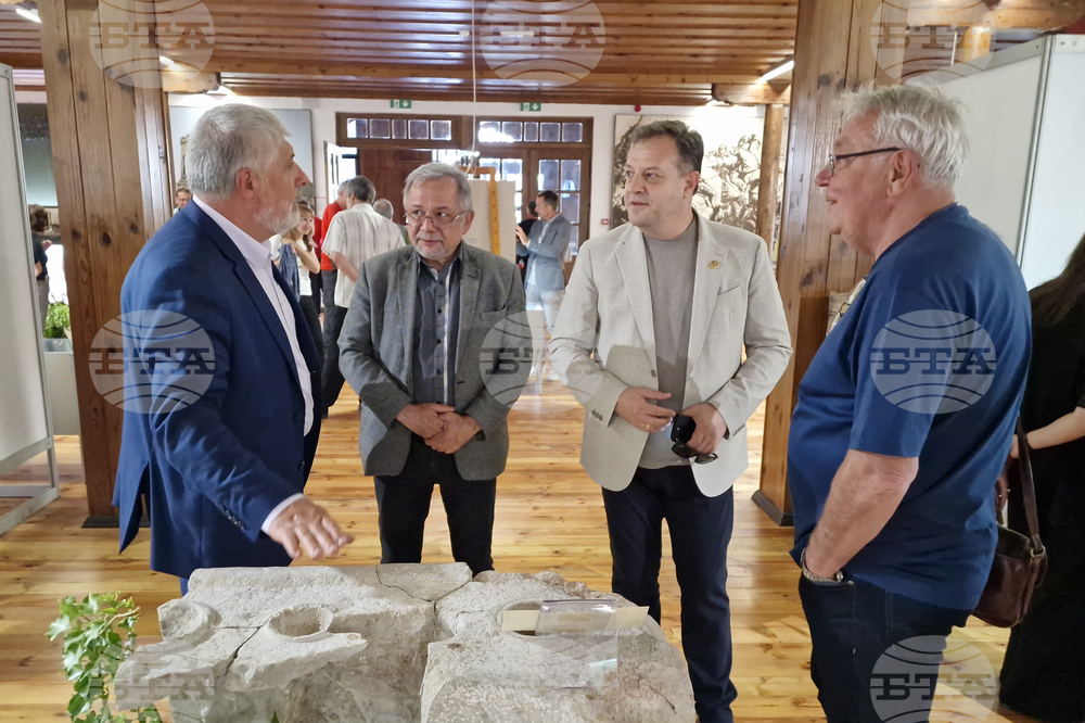 Велико Търново - „Археологически разкопки и находки от праисторията до по-нови времена“ - изложба - откриване