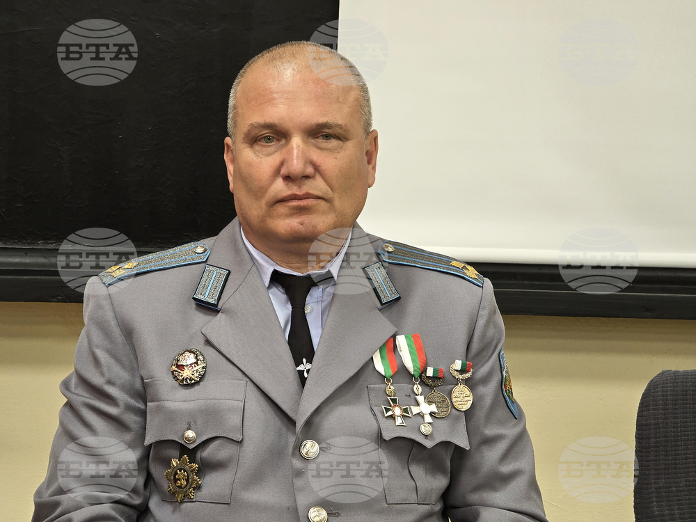 Плевен - зала „Генерал-майор Тодор Нейков" - откриване - Георги Георгиев
