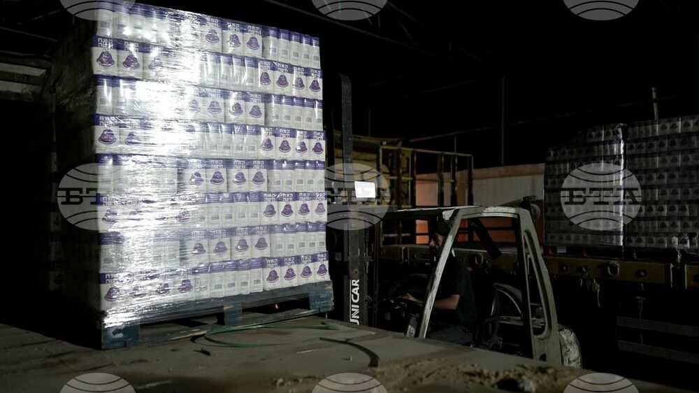 УАМ: ОАЕ доставиха брашно в Газа като част от операция „Храбър рицар 3“