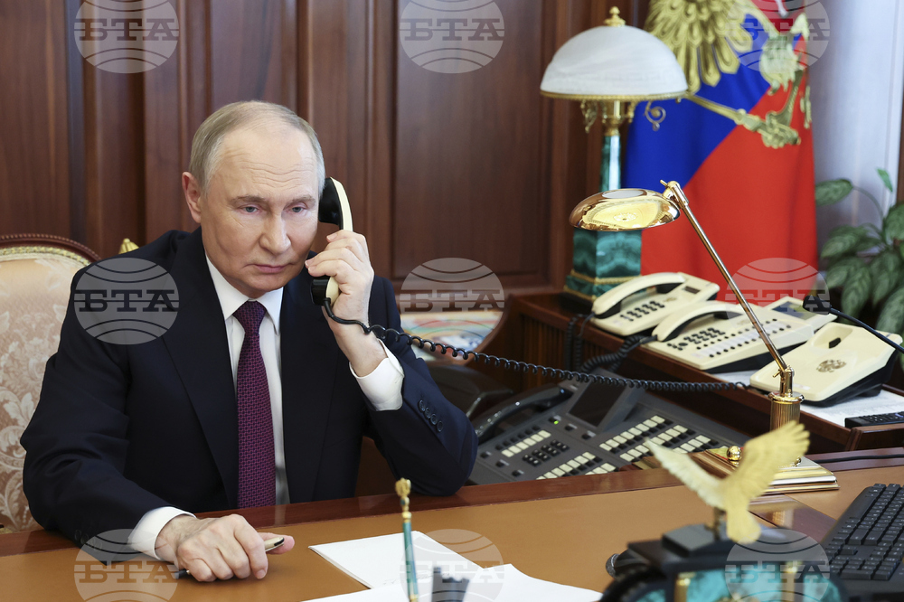 Путин и Си Цзинпин осъдиха Израел за ударите му по Иран в телефонен разговор