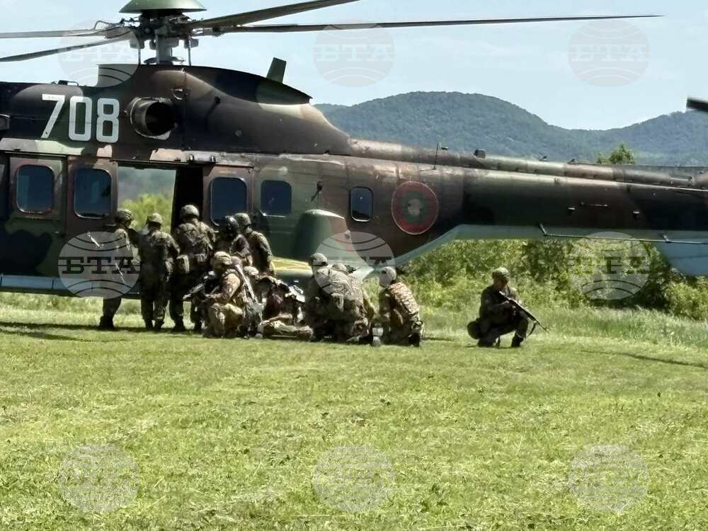 Joint Exercises of Bulgarian and Italian Military Personnel Held in Bulgaria