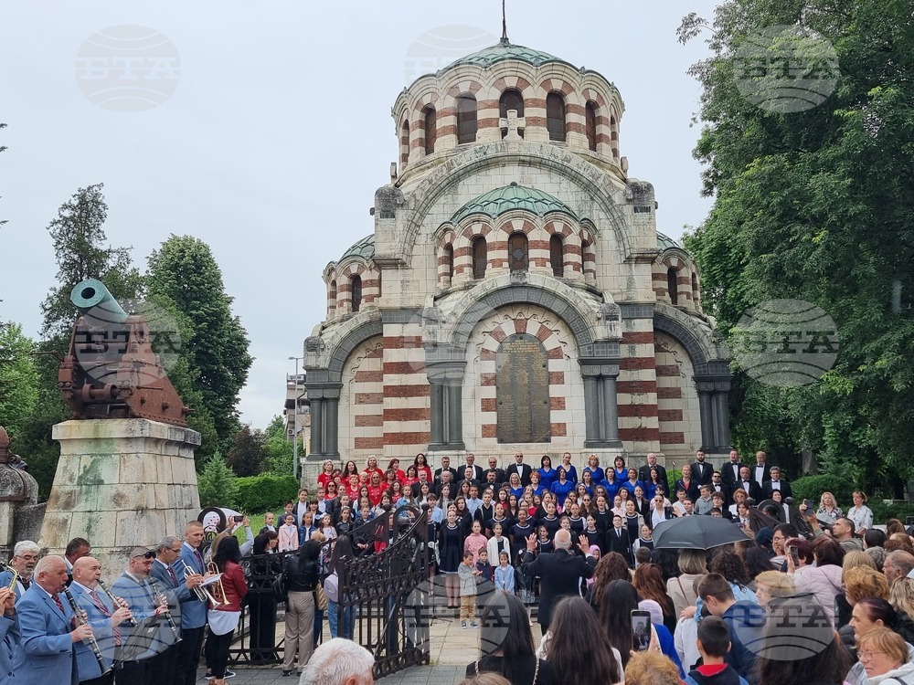 С хорово изпълнение на „Върви, народе възродени!“ и общоградско шествие Плевен празнува 24 май