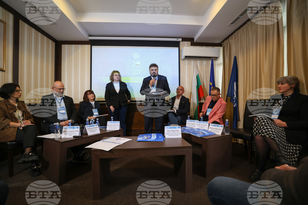 World Meeting of Bulgarian Media's Final Panel Highlights Need for Investing in Promotion of Bulgarian Culture