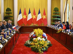 Vietnam France