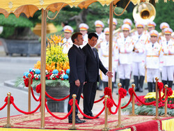 Vietnam France